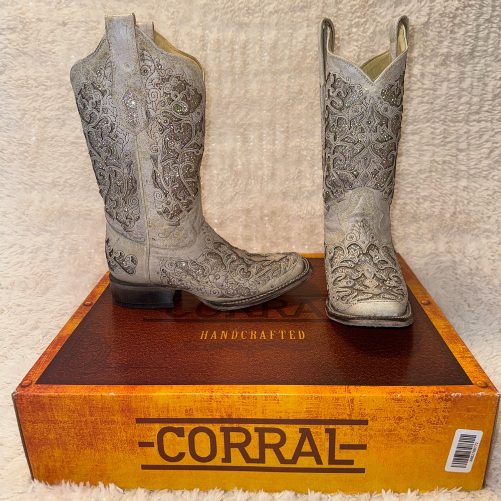 Corral Silver Embroidered Cowboy Boots - Square Toe - size 6.5W - MSRP $288